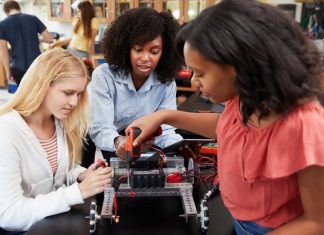 Returning to a STEM career with BAE Systems Australia shutterstock 1131658805 scaled