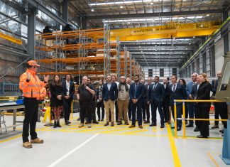 Minister announces grants for supply chain program DSC06879